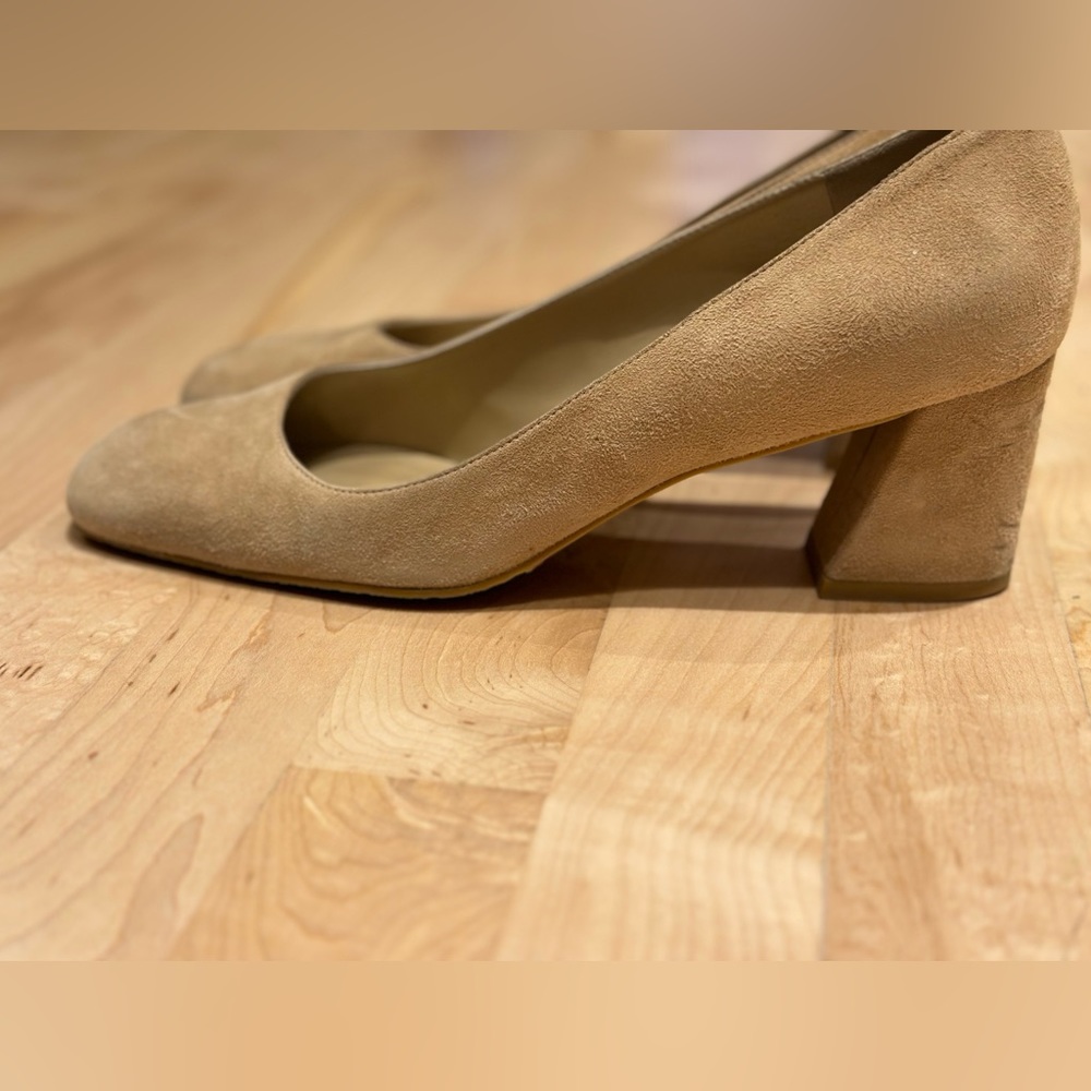 Stuart Weitzman suede pumps